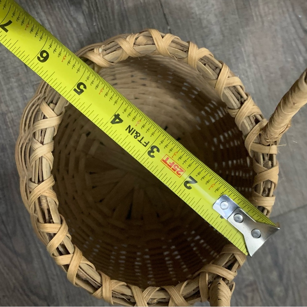Hancock Baskets Potato Basket Handmade 18 Inches Tall With Hanging Handle - Picture 9 of 11